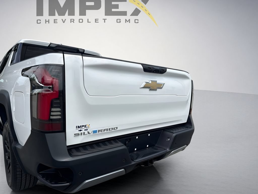 Used 2026 Chevrolet Silverado EV LT w/ Plus Package AWD/4WD image 4