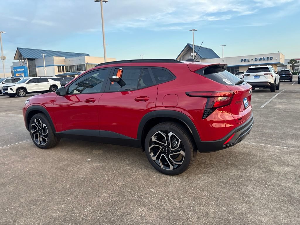 New 2026 Chevrolet Trax RS w/ Sunroof Package FWD image 15