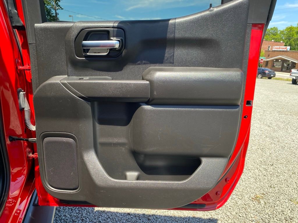 Used 2022 Chevrolet Silverado 1500 Custom Trail Boss w/ Safety Confidence Package AWD/4WD image 17