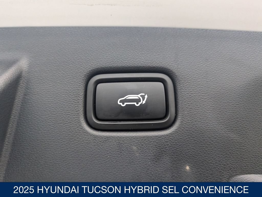 Certified 2025 Hyundai Tucson SEL AWD/4WD image 31