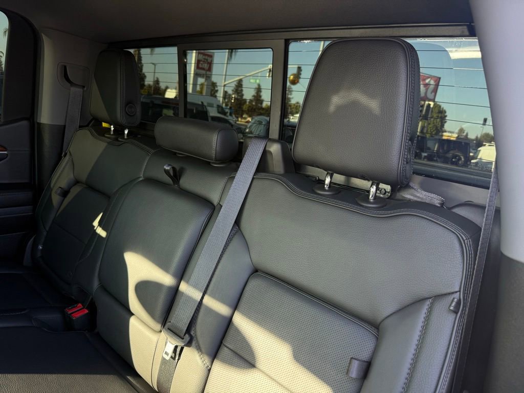 Used 2022 GMC Sierra 1500 Denali w/ Technology Package image 11