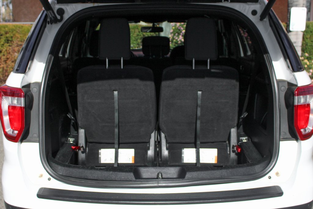 Used 2019 Ford Explorer XLT w/ Equipment Group 201A image 9