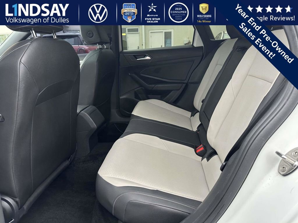 Used 2020 Volkswagen Jetta R-Line image 14