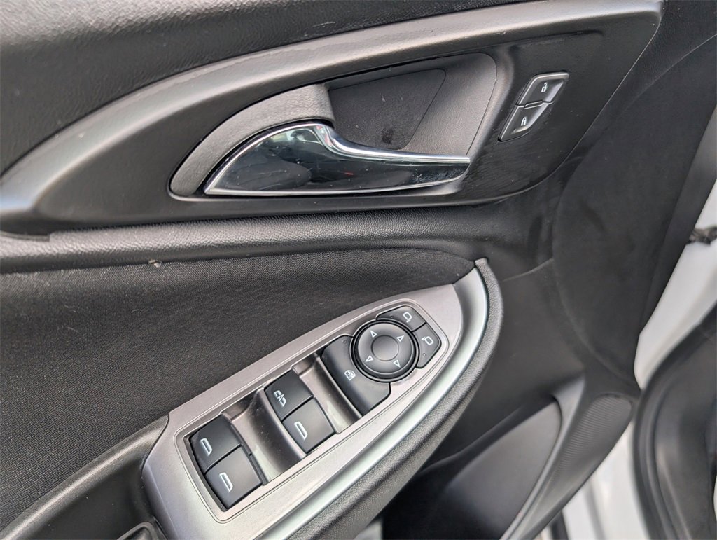 Used 2024 Chevrolet Malibu LT image 9