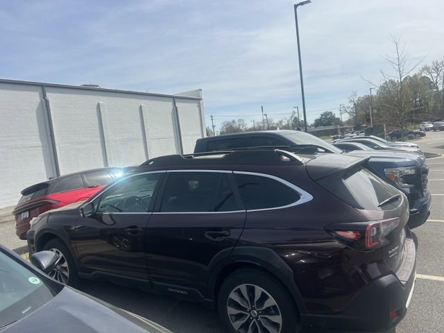 Certified 2023 Subaru Outback Limited image 5