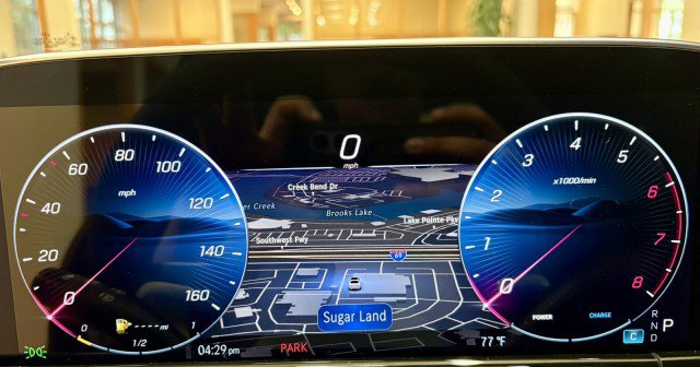 New 2026 Mercedes-Benz E 450 4MATIC Sedan image 16