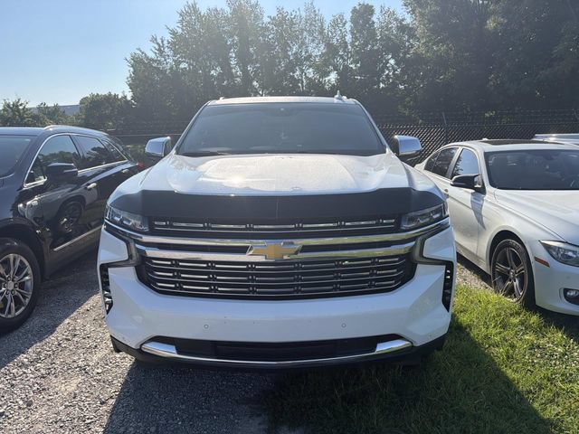 Used 2023 Chevrolet Suburban Premier RWD image 2