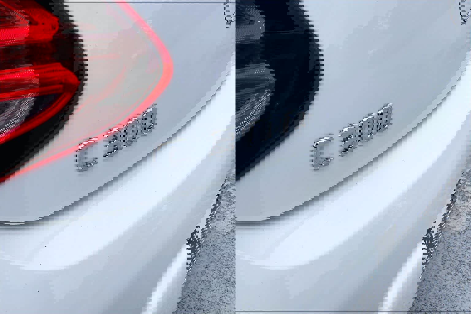 Used 2023 Mercedes-Benz C 300 4MATIC Cabriolet w/ Multimedia Package image 29