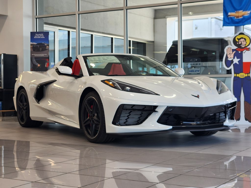 New 2027 Chevrolet Corvette Stingray Convertible w/ Battery Protection Package RWD image 2