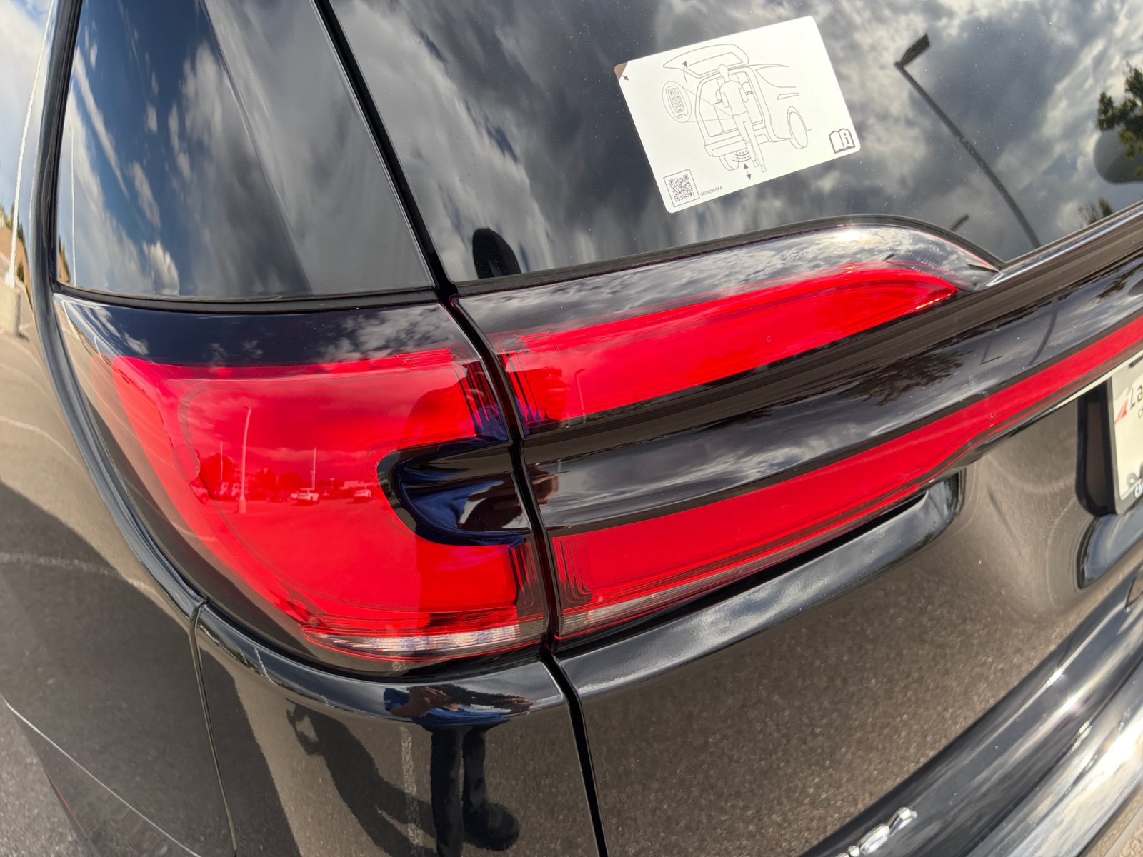 New 2026 Chrysler Pacifica Pinnacle AWD/4WD image 28
