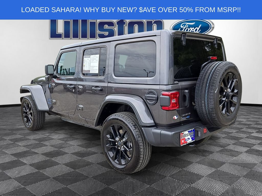 Used 2025 Jeep Wrangler Unlimited Sahara w/ Safety Group AWD/4WD image 6