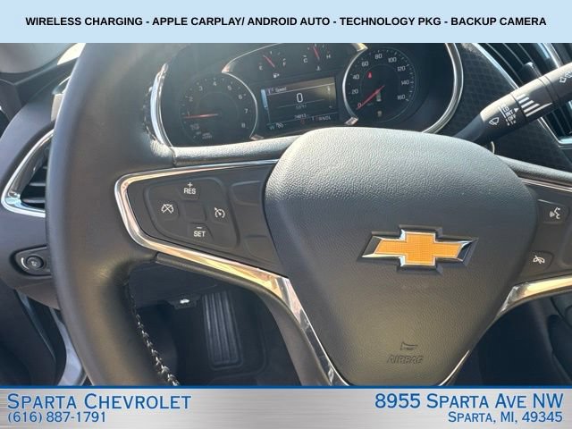 Used 2017 Chevrolet Malibu LT FWD image 16