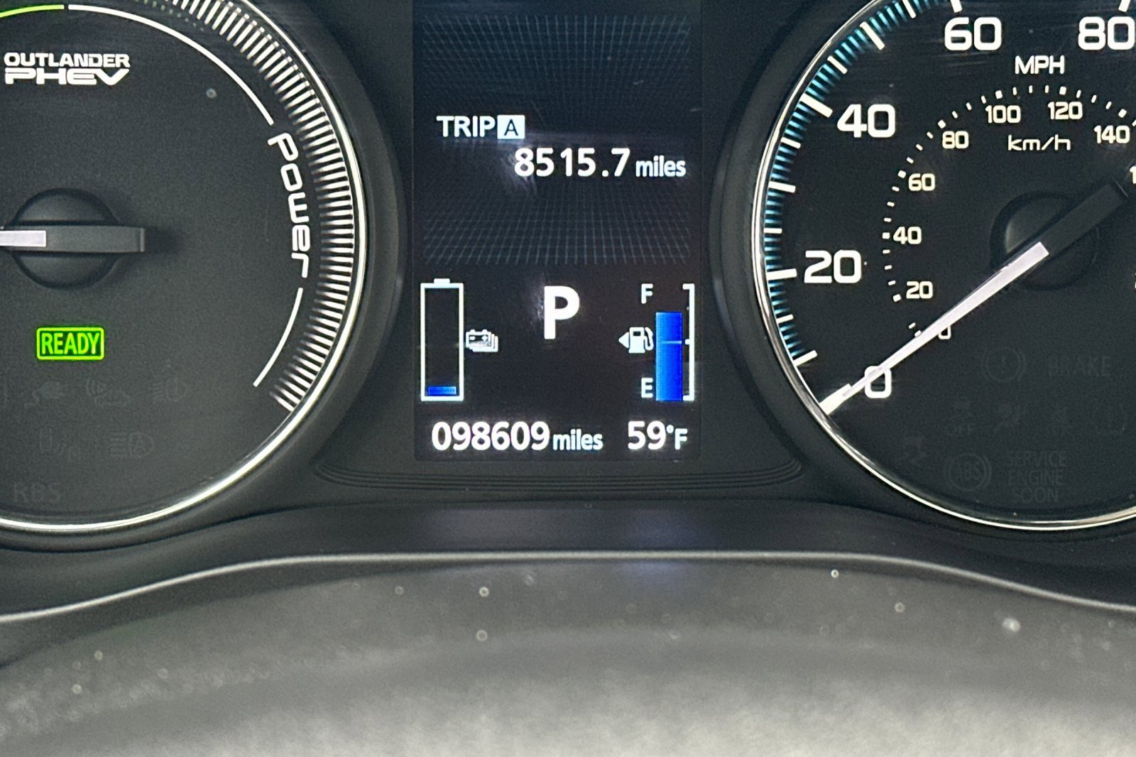 Used 2018 Mitsubishi Outlander GT image 27