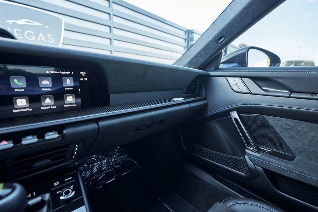 Used 2026 Porsche 911 GT3 w/ Weissach Package RWD image 79