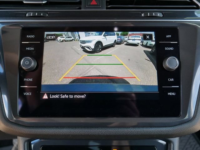 Certified 2024 Volkswagen Tiguan SE AWD/4WD image 30