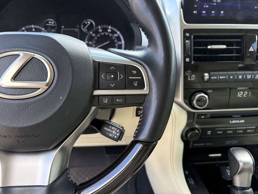Used 2023 Lexus GX 460 Premium w/ Premium Plus Package image 17