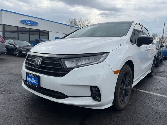 Used 2024 Honda Odyssey Sport image 6
