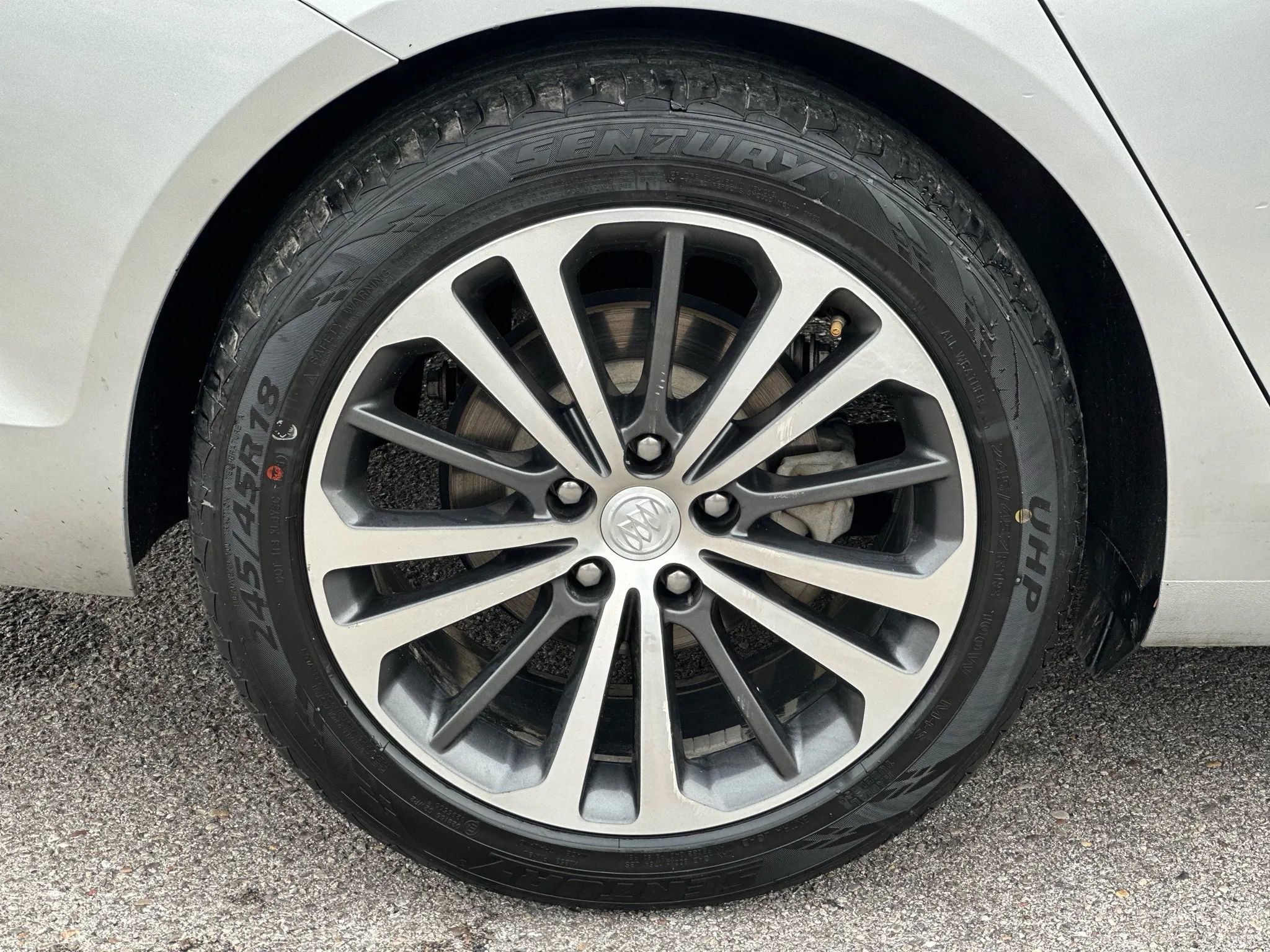 Used 2018 Buick Regal Essence image 27