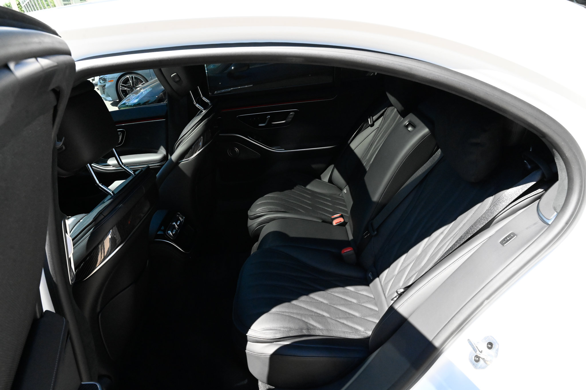 Used 2024 Mercedes-Benz S 63 AMG S image 36