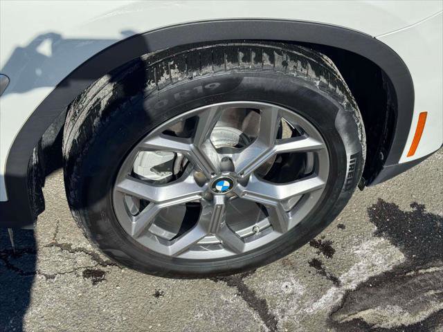 Used 2024 BMW X3 xDrive30i w/ Convenience Package image 9