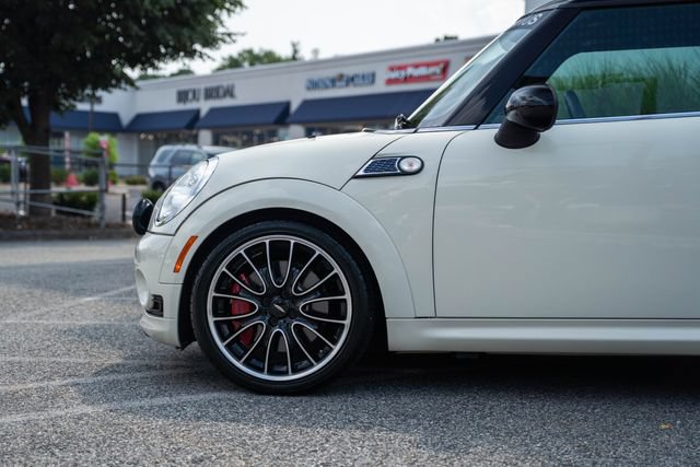 Used 2009 MINI Cooper John Cooper Works FWD image 8