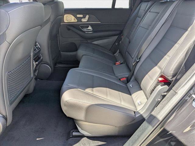 New 2026 Mercedes-Benz GLS 580 4MATIC image 14