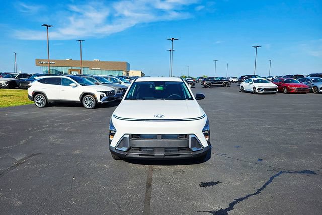New 2027 Hyundai Kona SEL Sport AWD/4WD image 2