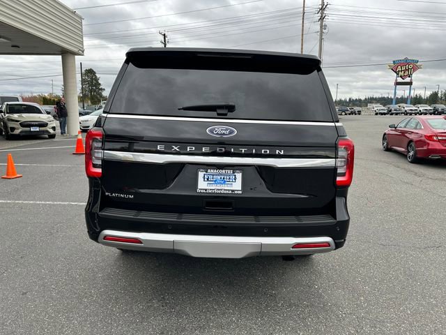 Used 2024 Ford Expedition Platinum image 4