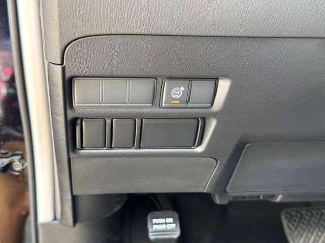 Certified 2024 Nissan Armada SV RWD image 30