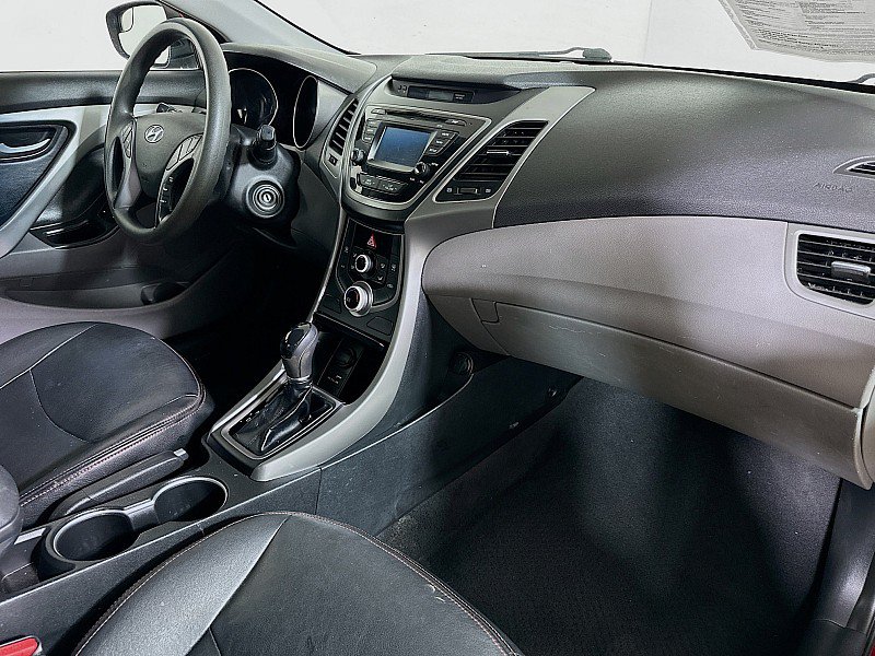 Used 2015 Hyundai Elantra SE w/ Option Group 02 FWD image 28