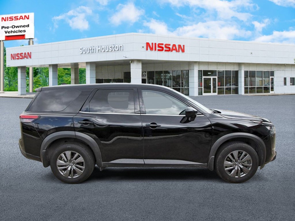 Certified 2024 Nissan Pathfinder S FWD image 5