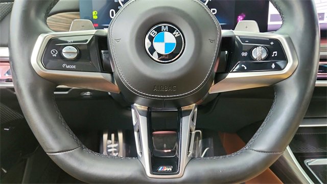 Used 2023 BMW 740i w/ Executive Package image 40