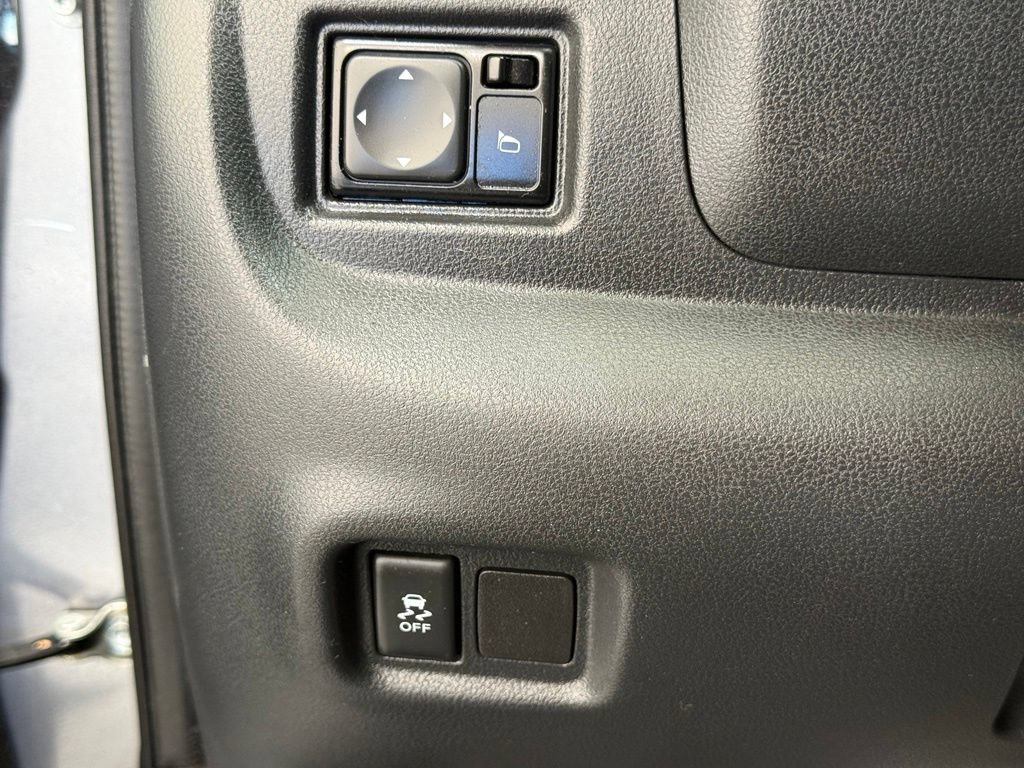 Used 2019 Nissan Versa SV FWD image 29