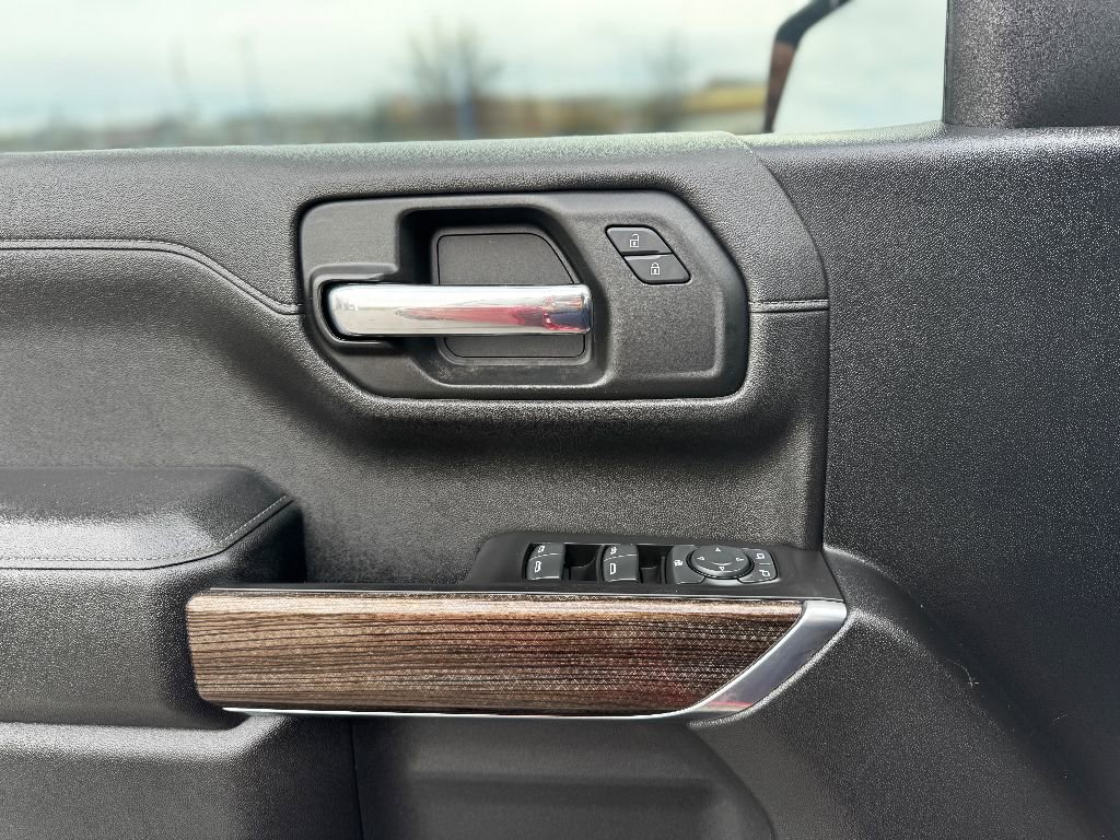 Used 2020 Chevrolet Silverado 1500 RST w/ All-Star Edition image 12