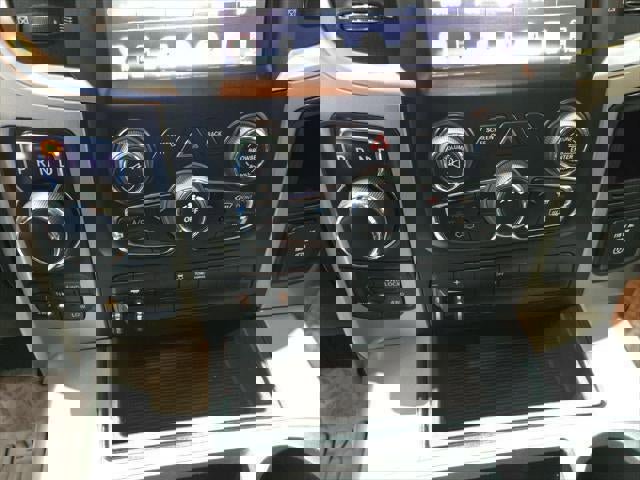 Used 2015 RAM 1500 Outdoorsman image 16