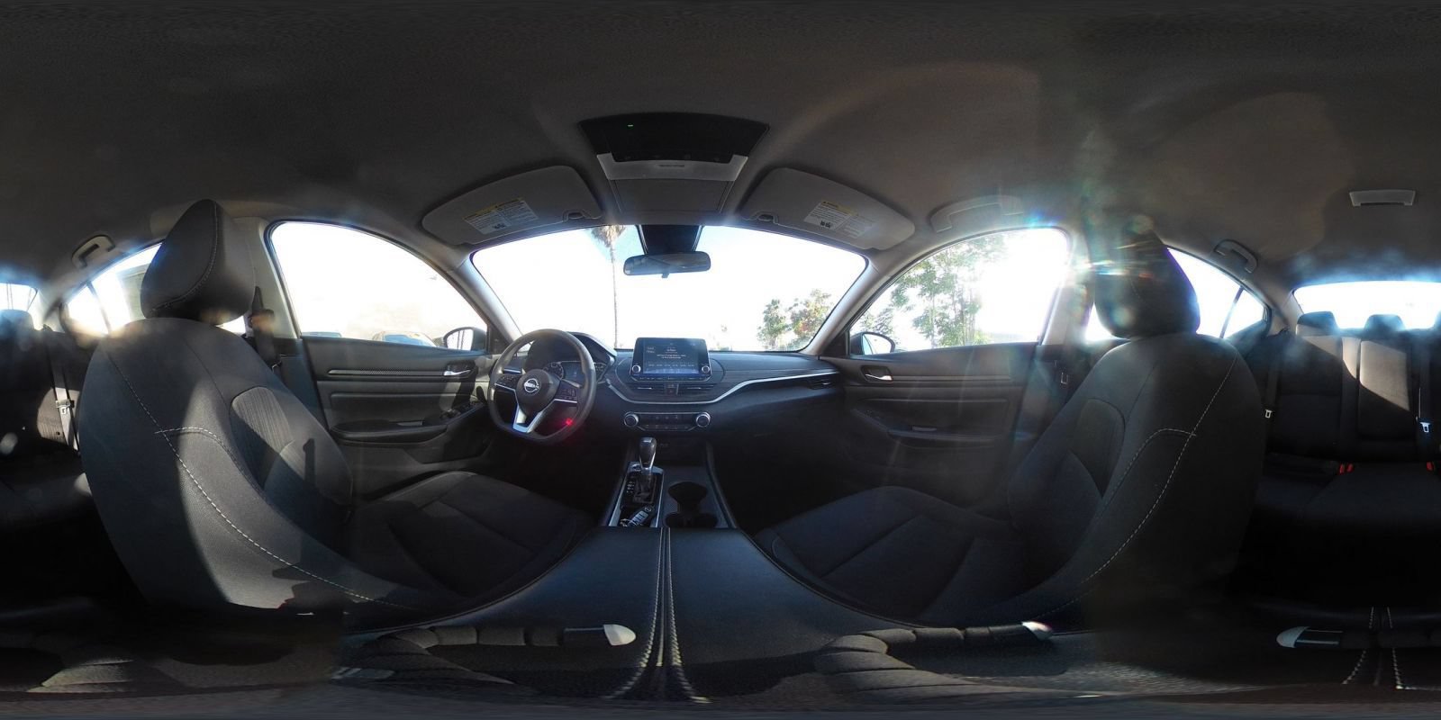 Used 2025 Nissan Altima 2.5 SV FWD image 42