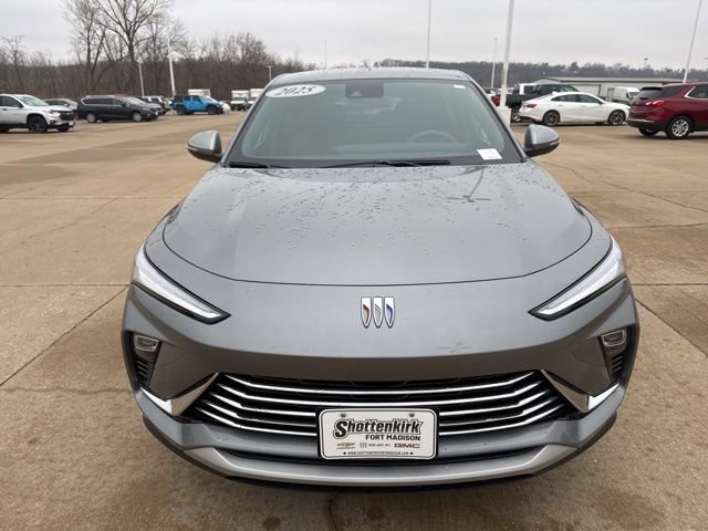 Used 2025 Buick Envista Preferred image 8