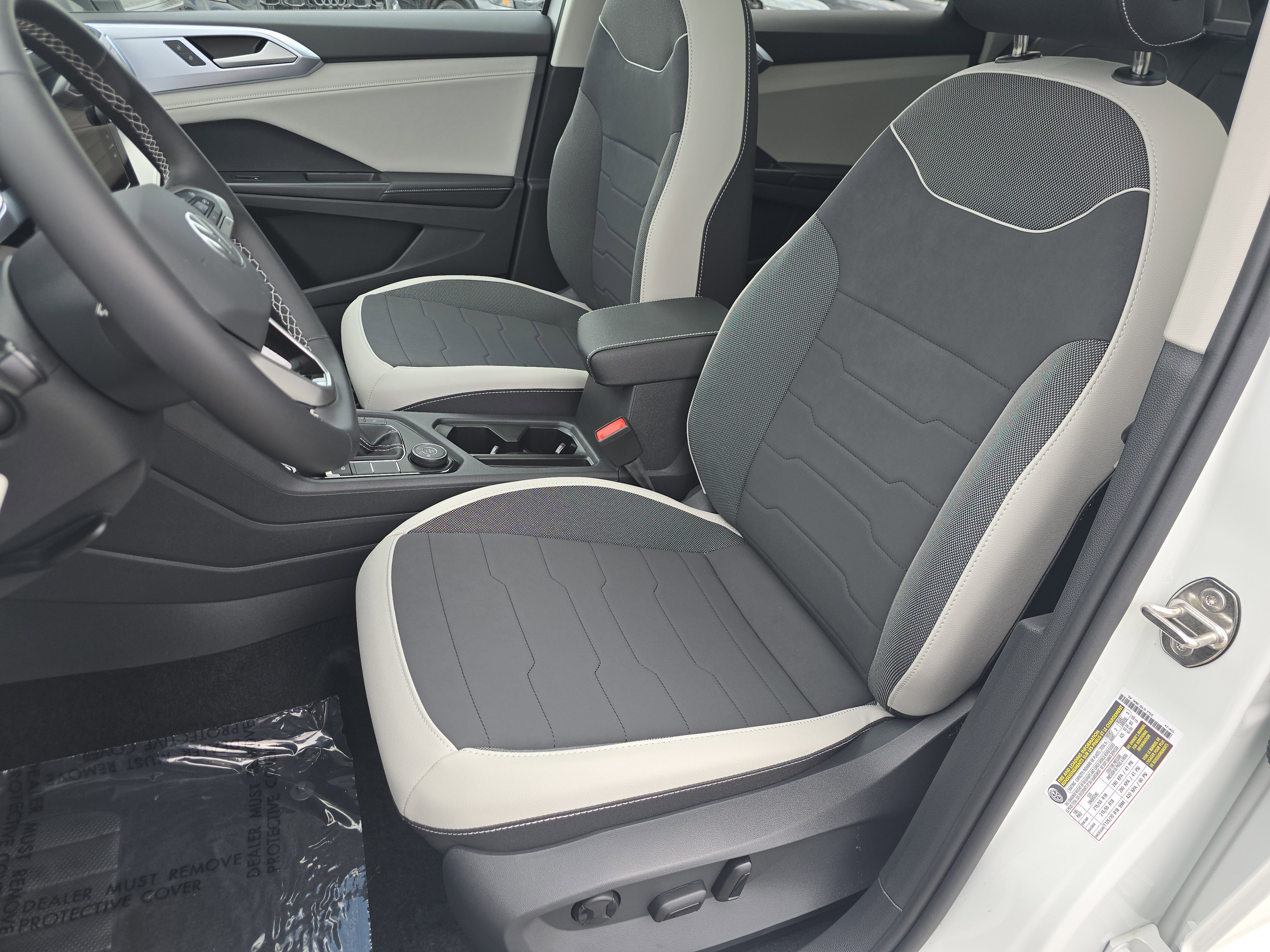 New 2026 Volkswagen Taos SE AWD/4WD image 20