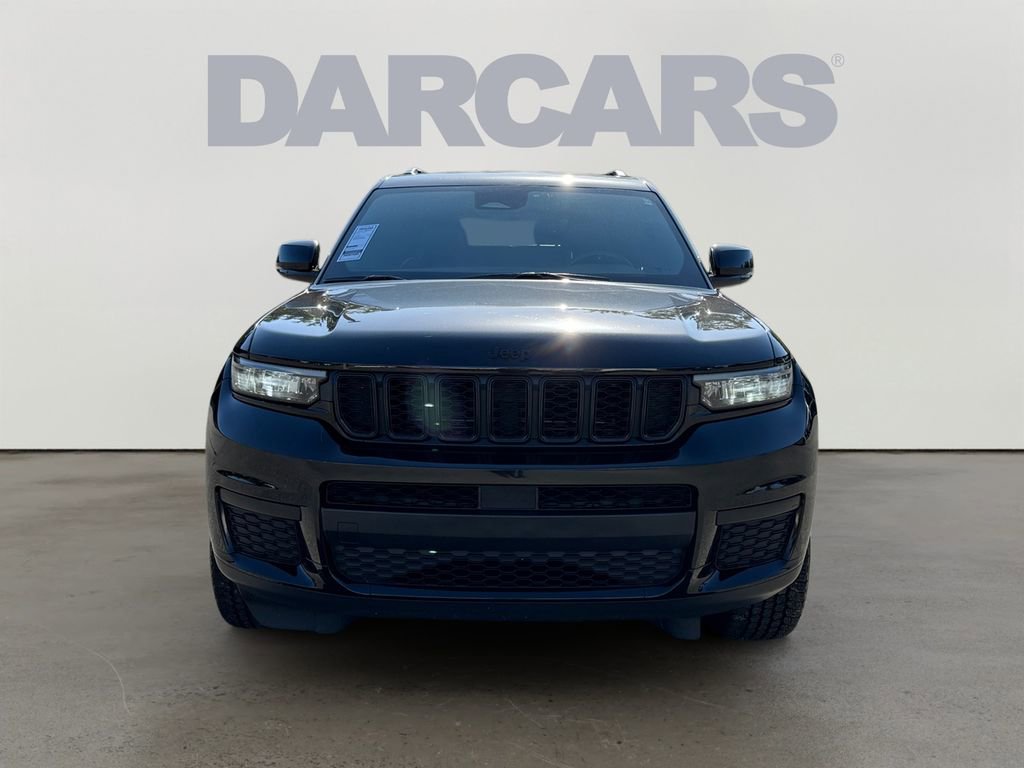 Used 2022 Jeep Grand Cherokee L Laredo AWD/4WD image 2