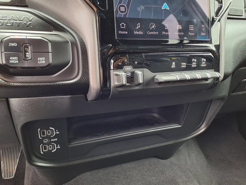 Certified 2026 RAM 2500 Big Horn AWD/4WD image 9
