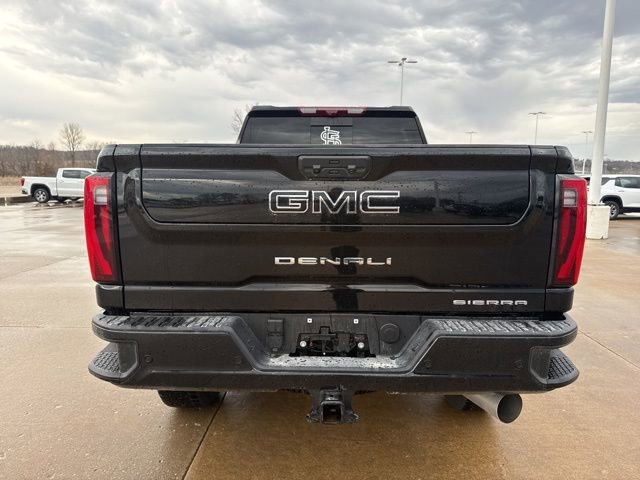 Used 2024 GMC Sierra 2500 Denali w/ Denali Reserve Package image 4