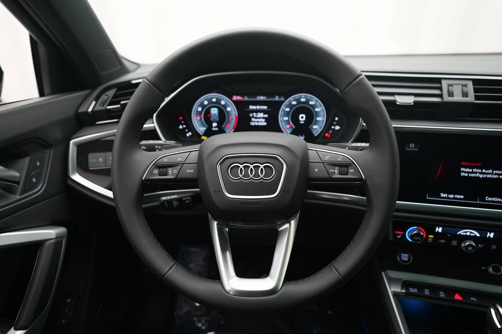 Used 2025 Audi Q3 2.0T Premium Plus image 4