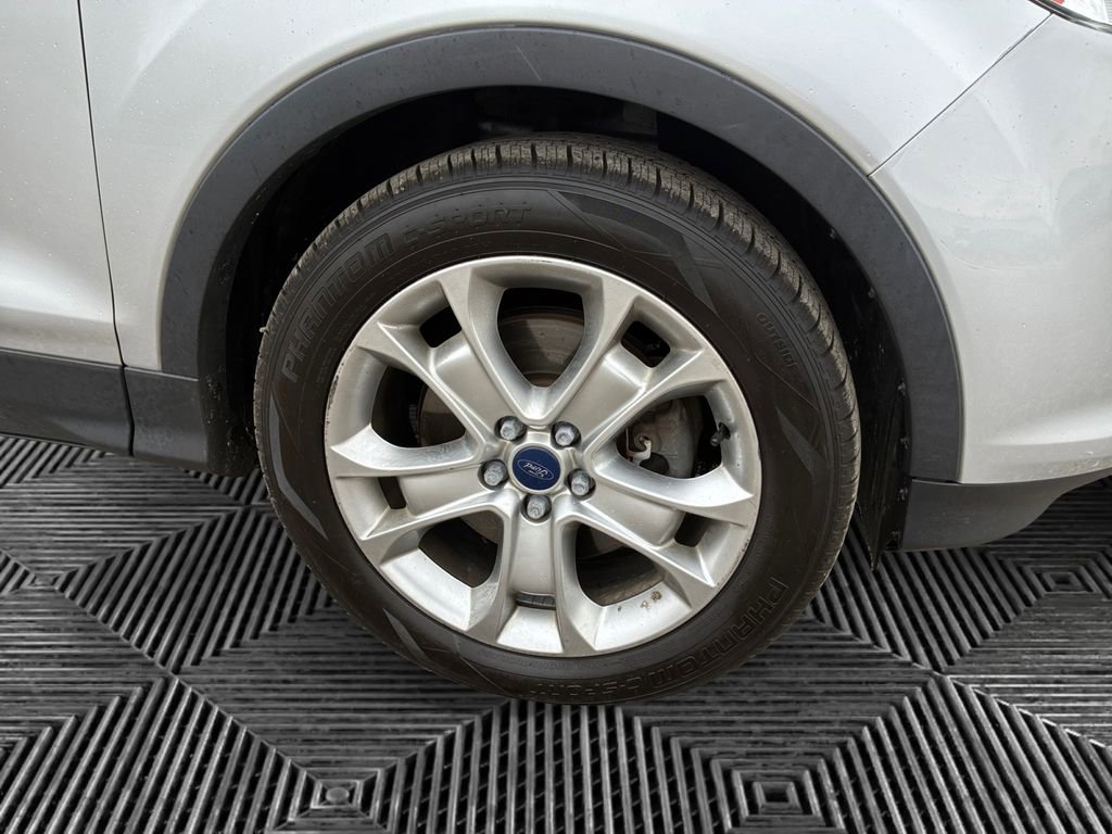 Used 2015 Ford Escape Titanium image 17