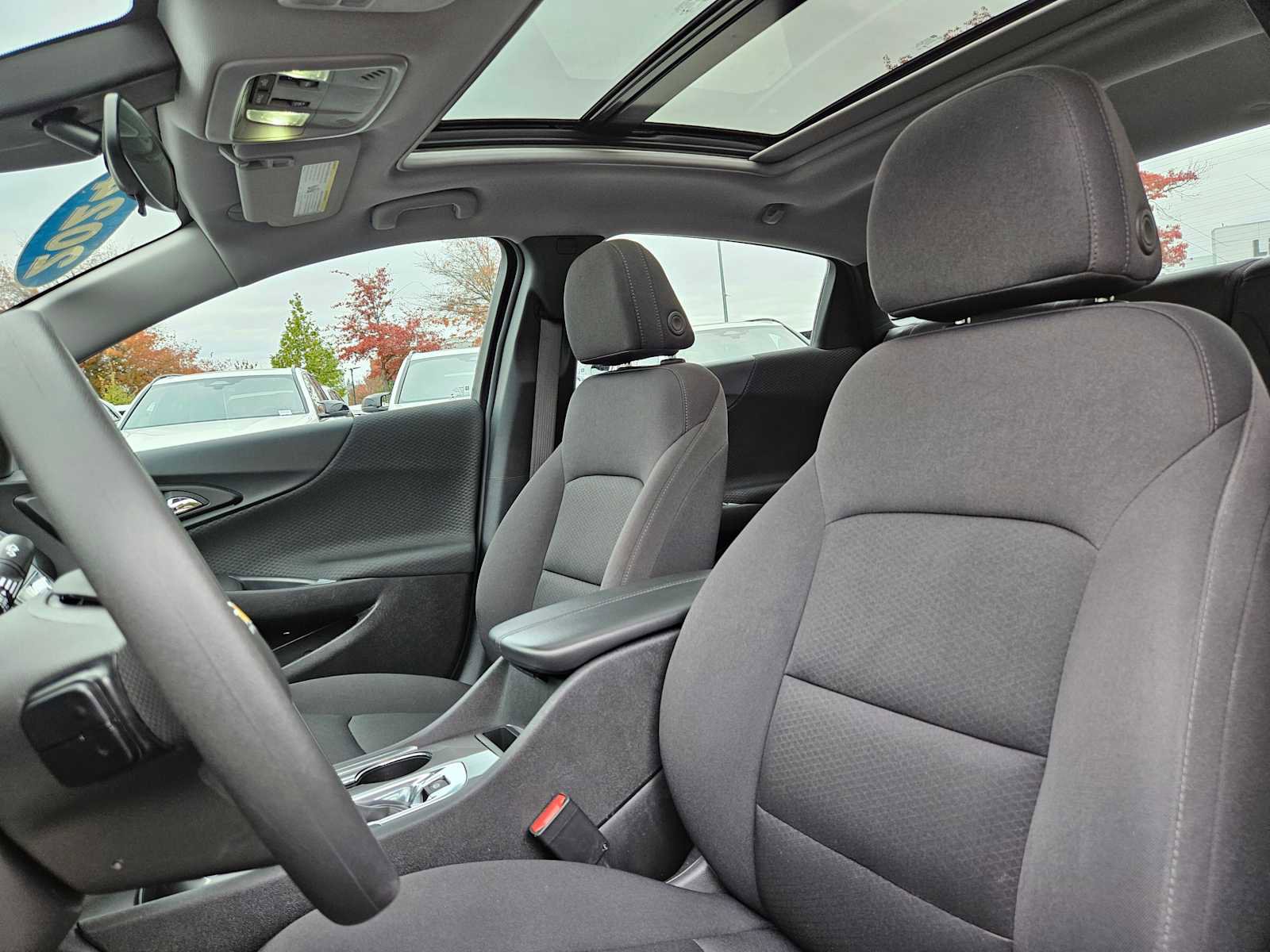 Used 2024 Chevrolet Malibu LT image 25