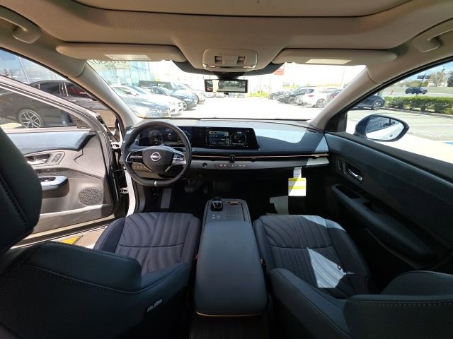 Used 2024 Nissan Ariya AWD image 26