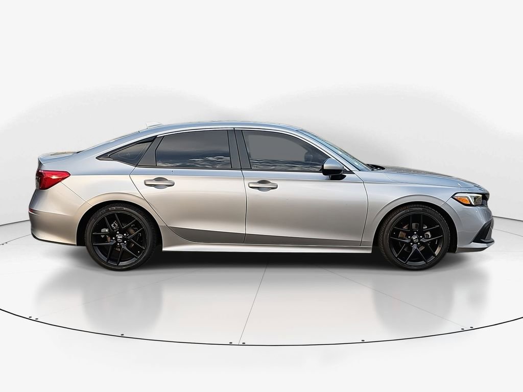 Used 2023 Honda Civic EX image 10
