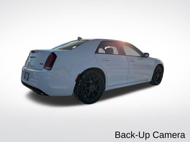 Used 2023 Chrysler 300 Touring L w/ Popular Equipment Group image 7