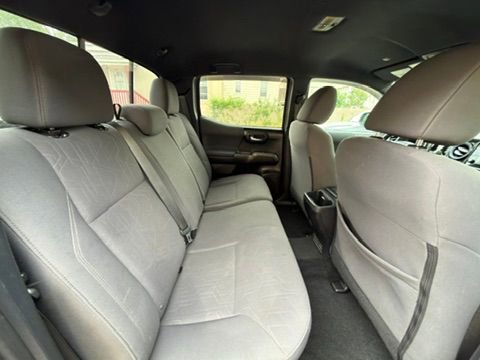 Used 2019 Toyota Tacoma TRD Sport AWD/4WD image 27