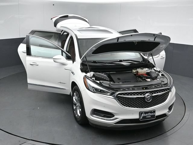 Used 2019 Buick Enclave Avenir w/ Avenir Technology Package AWD/4WD image 54