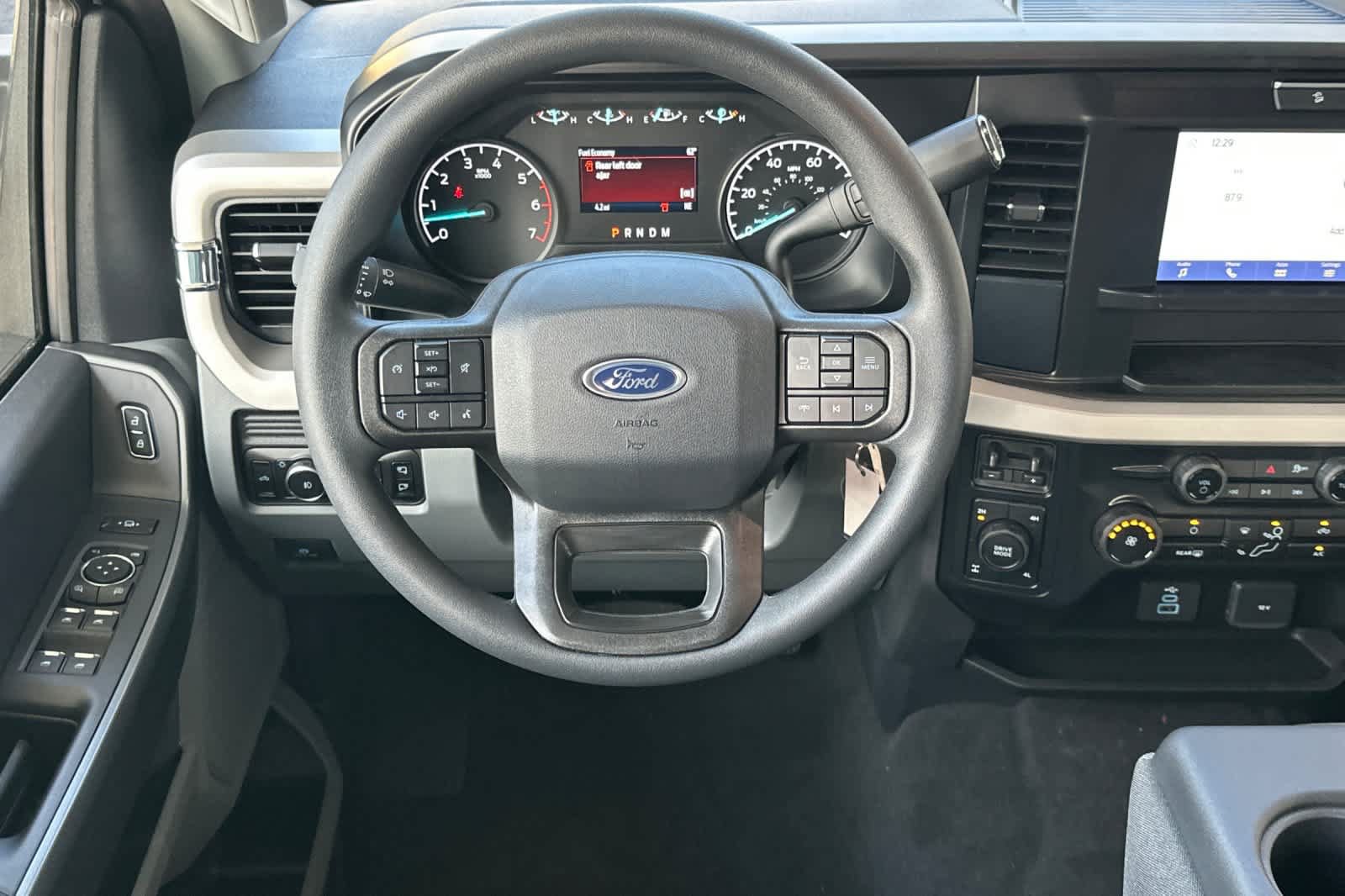 New 2026 Ford F250 XLT w/ FX4 Off-Road Package AWD/4WD image 12